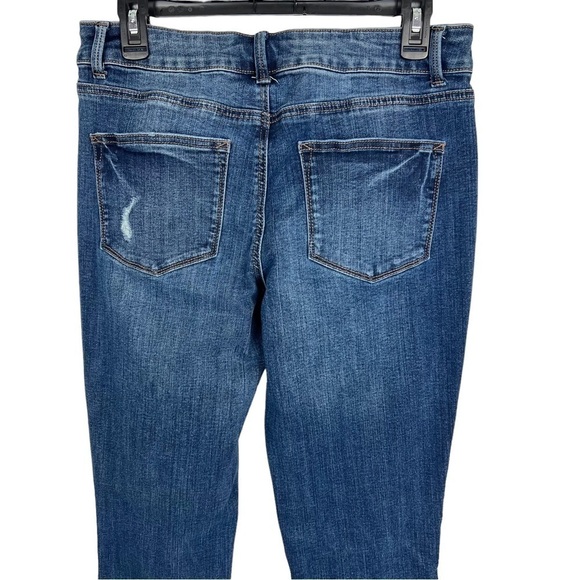 MAURICES Women’s Blue Jeans Medium (9/11) Long Distressed Mid-Rise Medium Wash - Picture 4 of 13